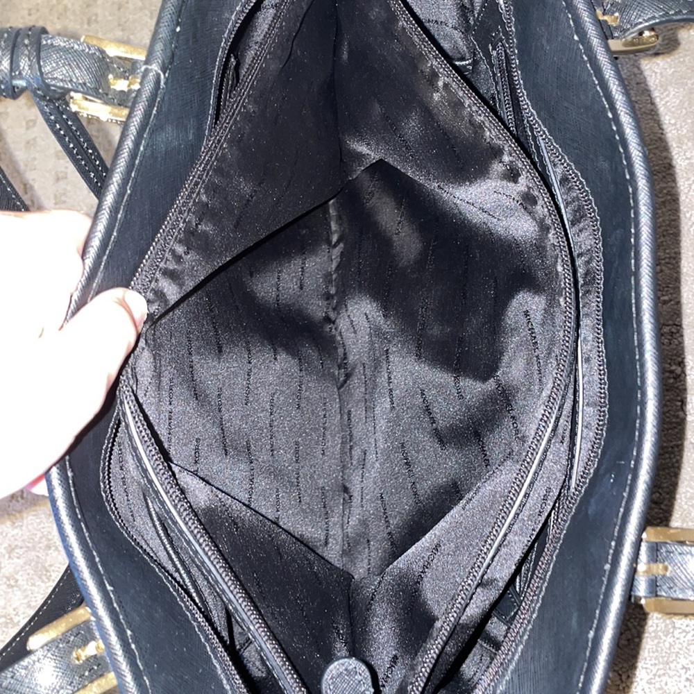Michael Kors Tote Bag - Picture 6 of 10